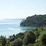 아파트 With Sea View
